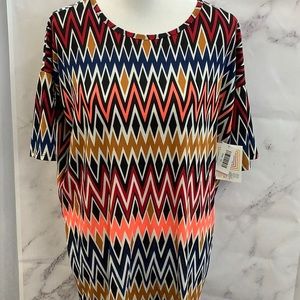 NWT- Lularoe Women’s Top